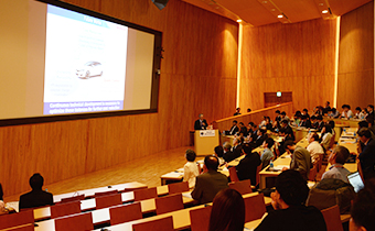 Presentation of Honda R&D.